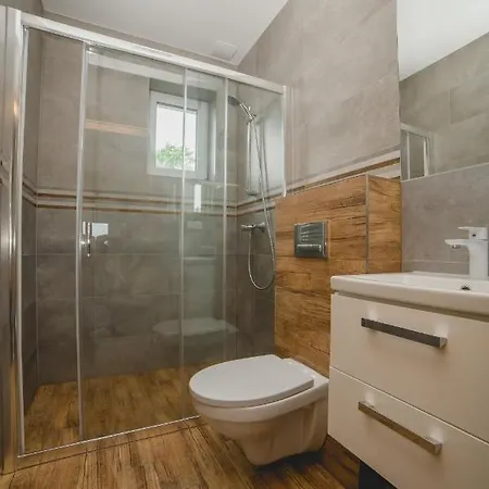 Goscinne Amir ホームステイ *