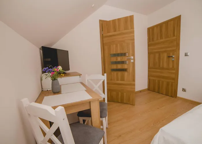 Goscinne Amir Rum i privatbostad