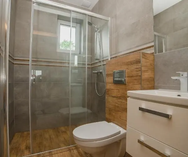 Goscinne Amir Rum i privatbostad *